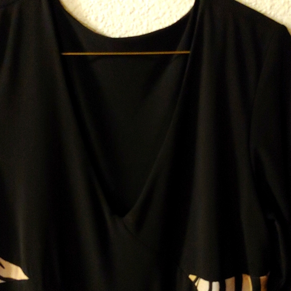 Dress size 12 casual - Picture 2 of 5